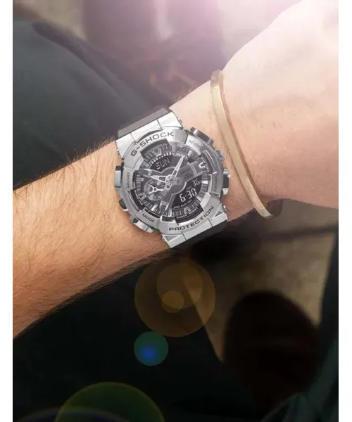 Часы Casio G-Shock GM-110-1A #2