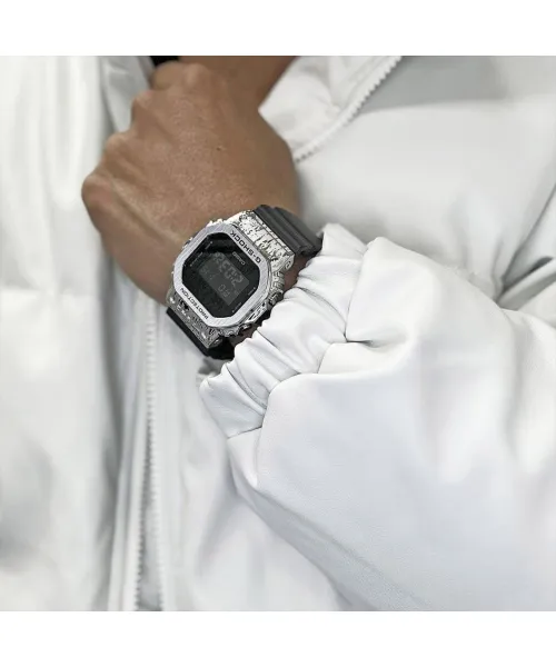 Часы Casio G-Shock GM-5600GC-1 #3