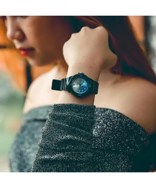 Часы Casio Collection LRW-200H-2E #2