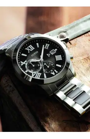 Guess W0668G3