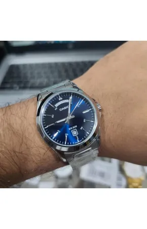 Casio MTP-1370D-2A2