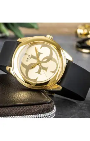 Guess W0911L3