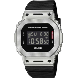 Casio GM-5600M-1