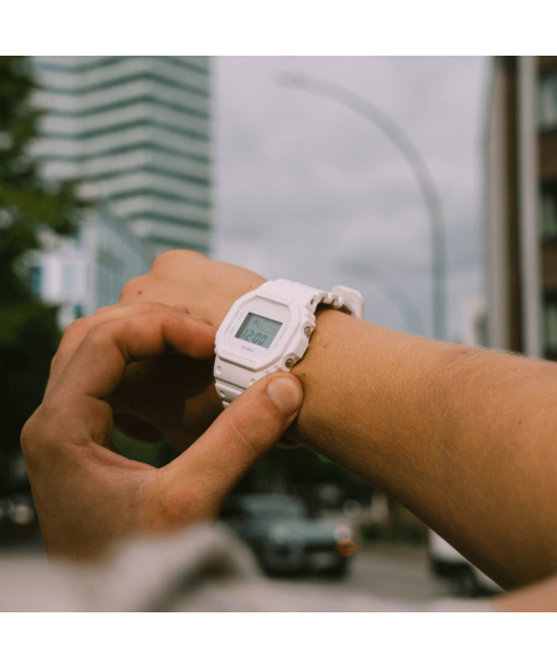  Casio G-Shock DW-5600WW-7 #5