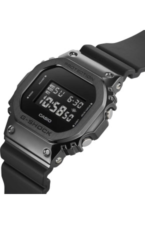 Casio G-Shock GM-5600UB-1