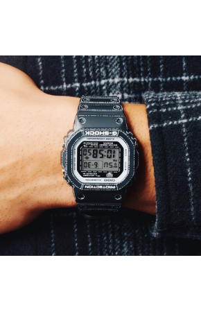 Casio G-Shock DW-5600RGM-1