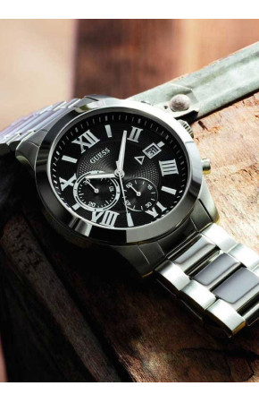 Guess W0668G3