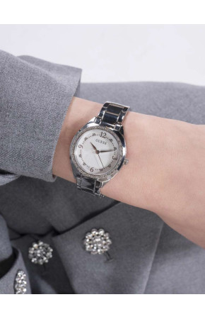 Guess GW0767L1