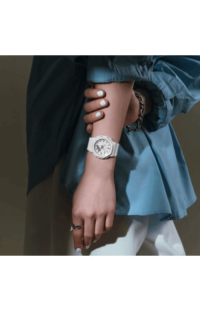 Casio G-Shock GMA-P2110-7A