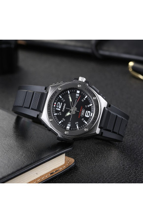 Casio MWA-100H-1A