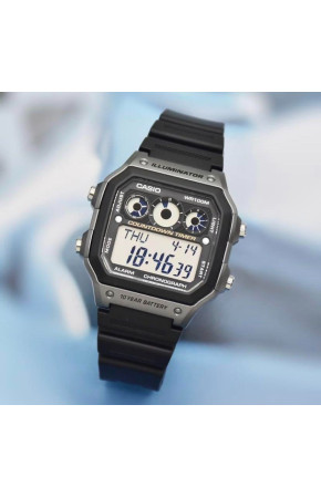 Casio AE-1300WH-8A