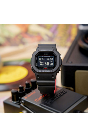 Casio G-Shock DW-5600UHR-1