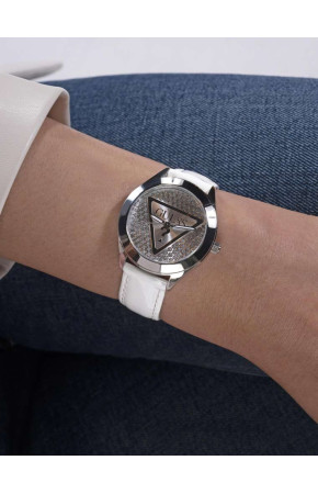 Guess GW0745L3