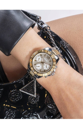 Guess GW0771L3