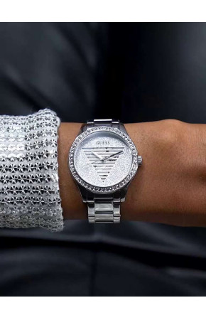 Guess GW0605L1