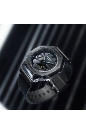 Casio G-Shock GM-2100BB-1A