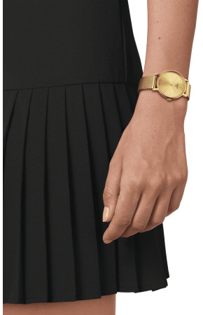 Tissot T143.210.33.021.00