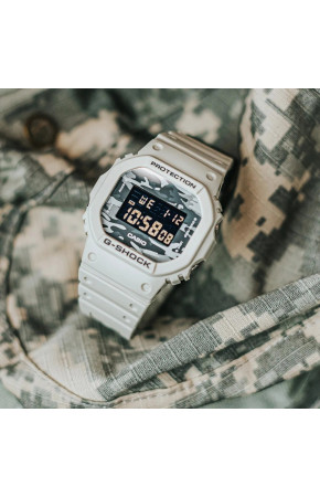 Casio G-Shock DW-5600CA-8